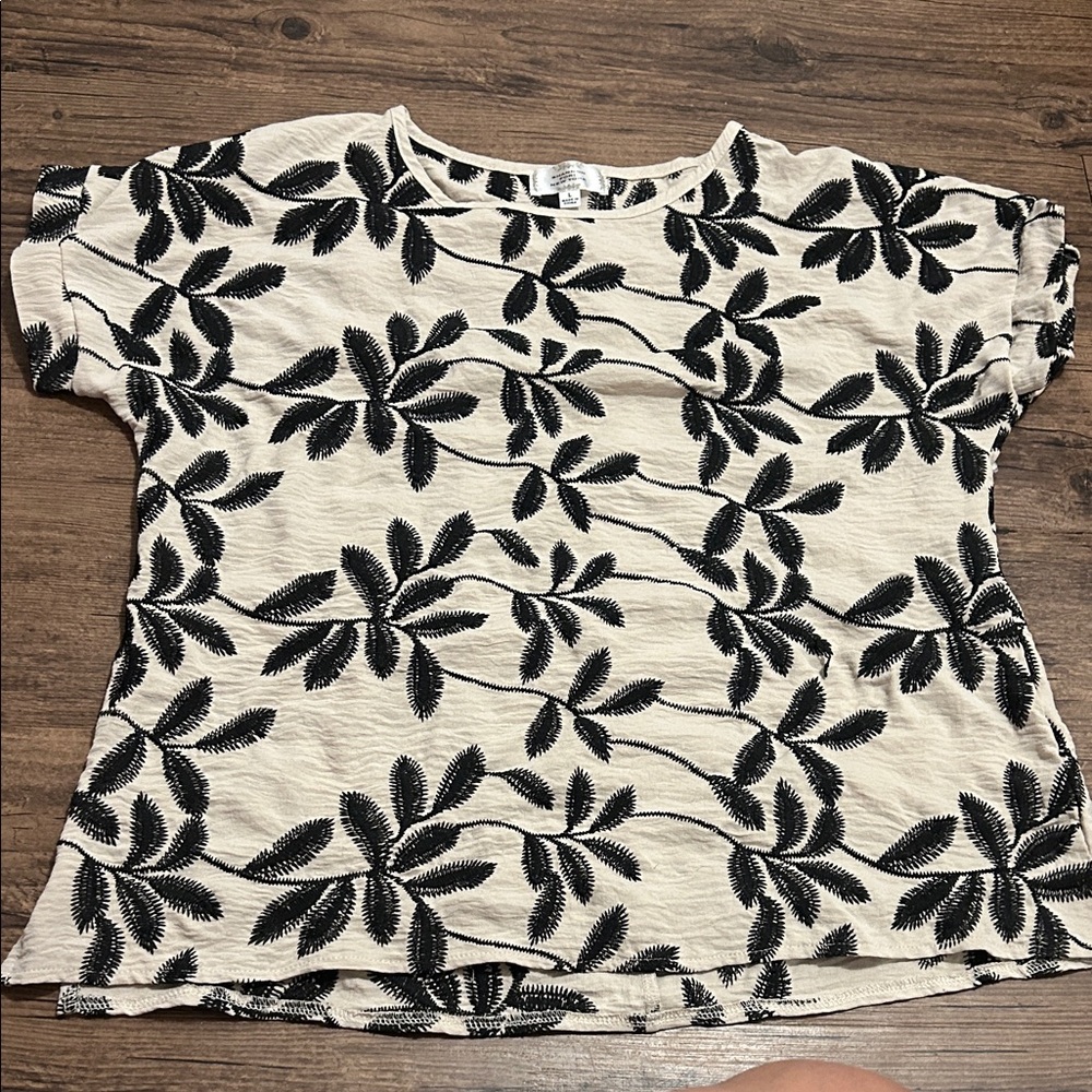 Black and White Leaf Print Top